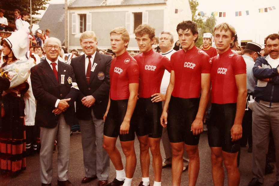 Il quartetto vincitore del Mondiale Juniores del 1984 a Caen, da sinistra: Nikolai Razouvaev, Piotr Zjukivsky, Igor Soumnikov, Sergei Kapoustin